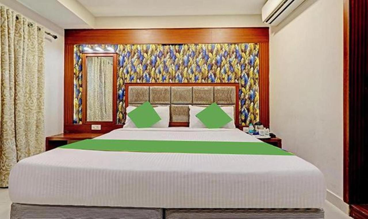 Pine Tree Boutique Hotel Chennai Esterno foto