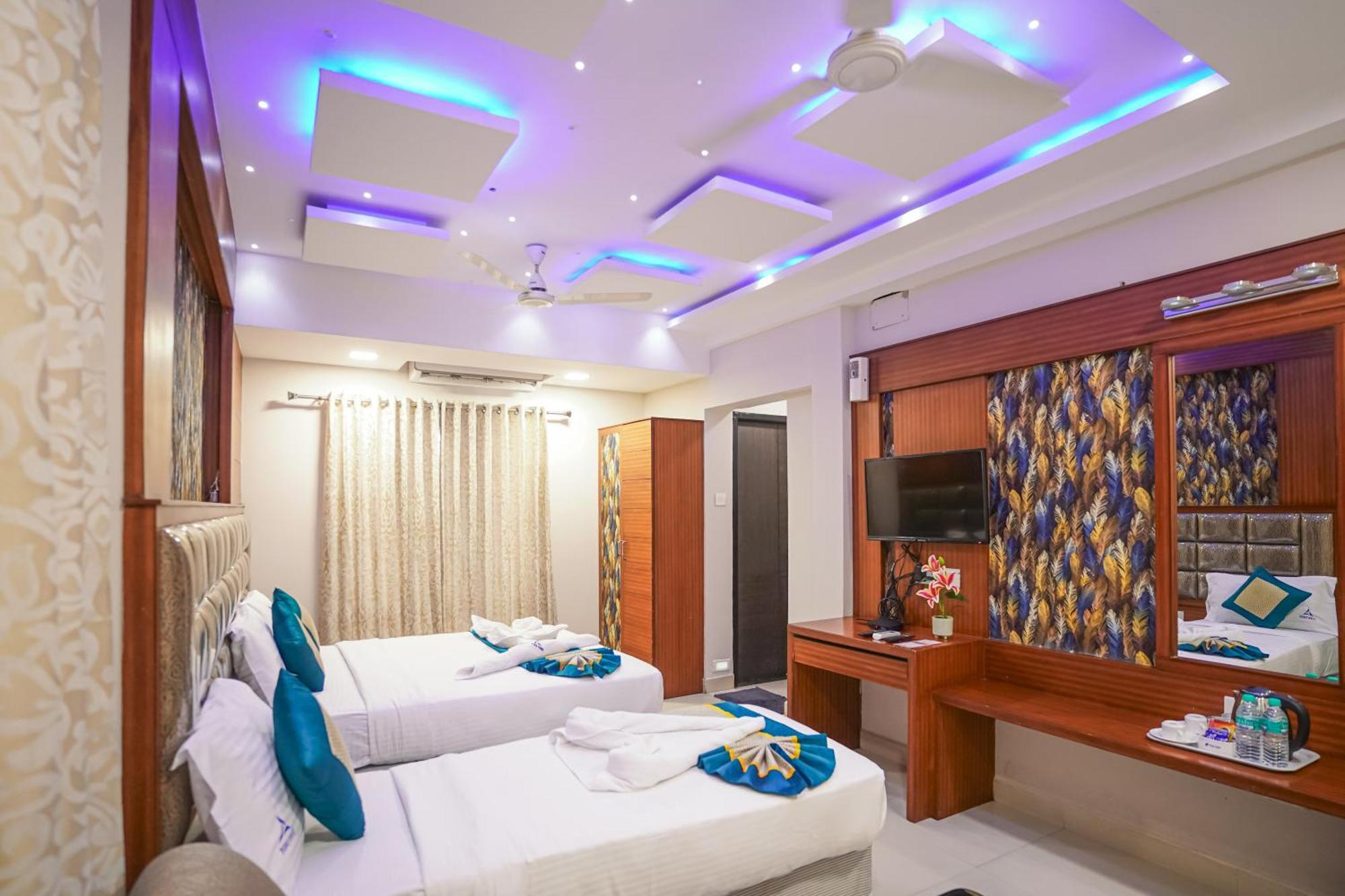 Pine Tree Boutique Hotel Chennai Esterno foto