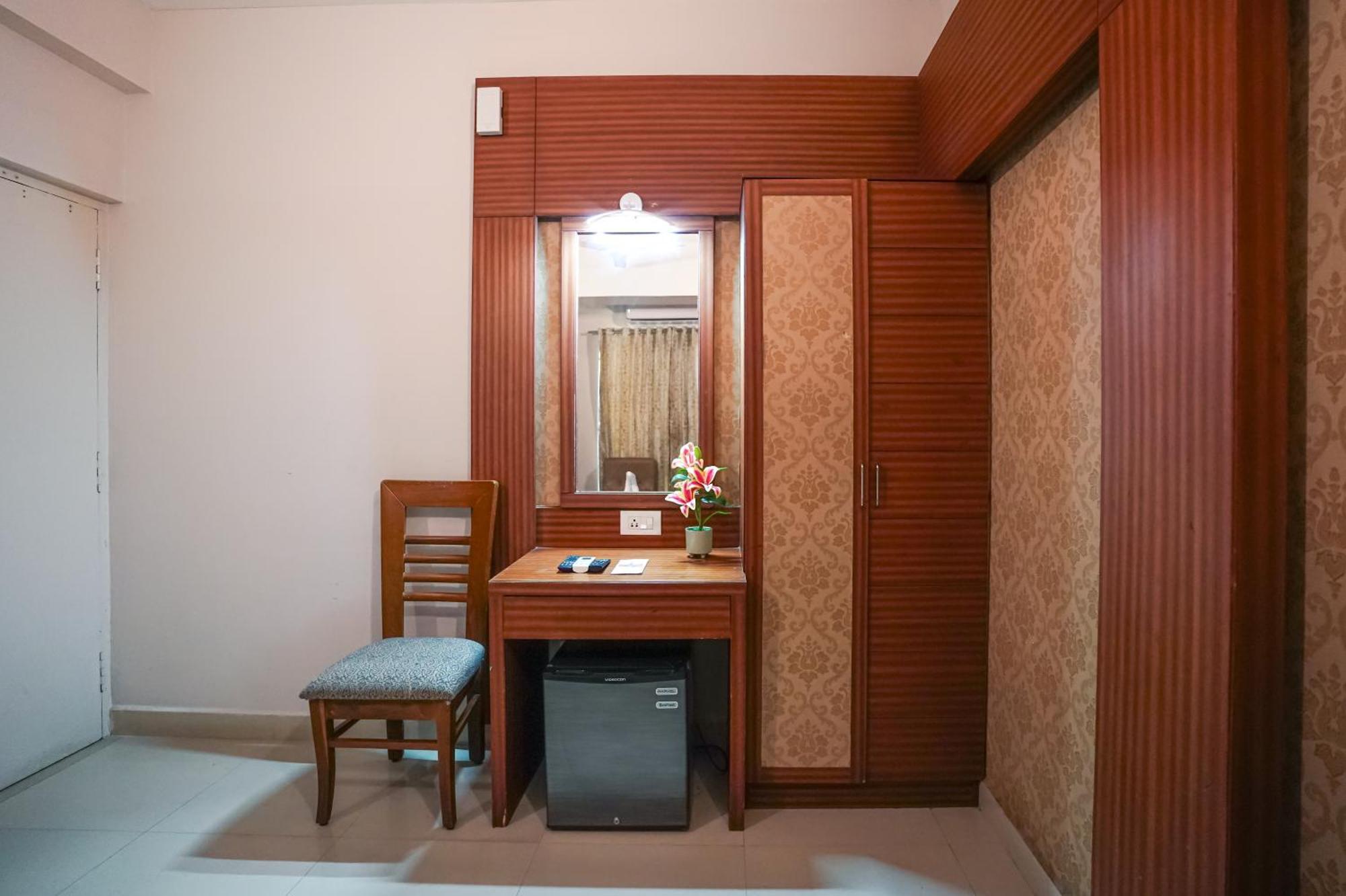 Pine Tree Boutique Hotel Chennai Esterno foto