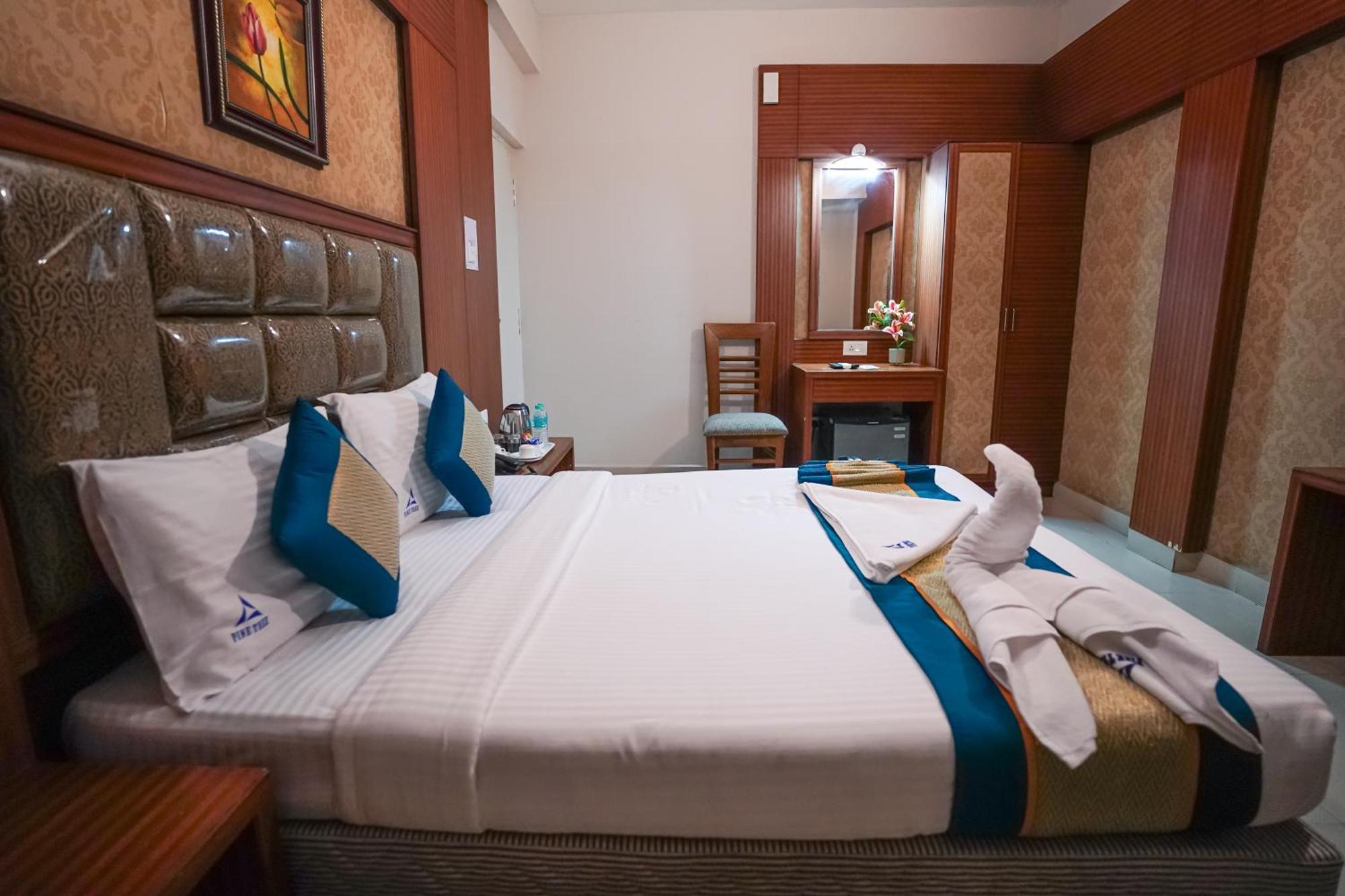 Pine Tree Boutique Hotel Chennai Esterno foto